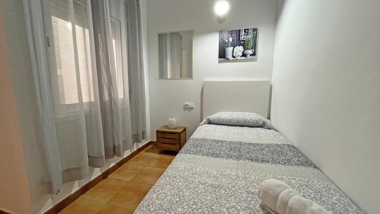 Hostal La Premsa Ареньс-де-Мар Экстерьер фото