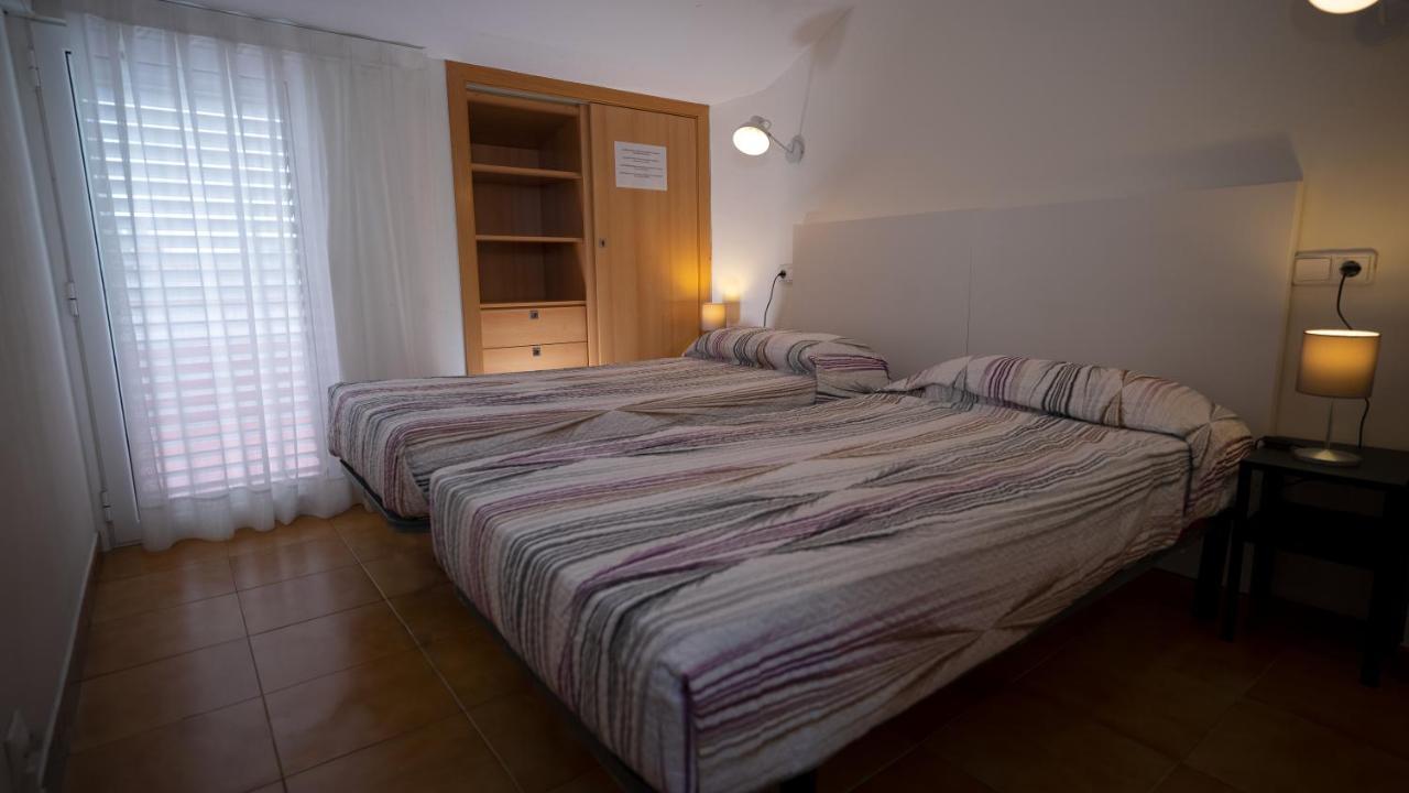 Hostal La Premsa Ареньс-де-Мар Экстерьер фото