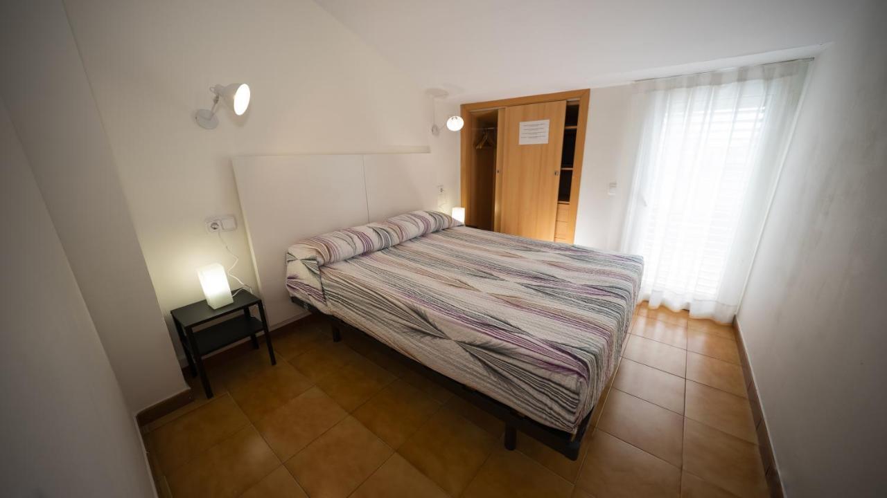 Hostal La Premsa Ареньс-де-Мар Экстерьер фото