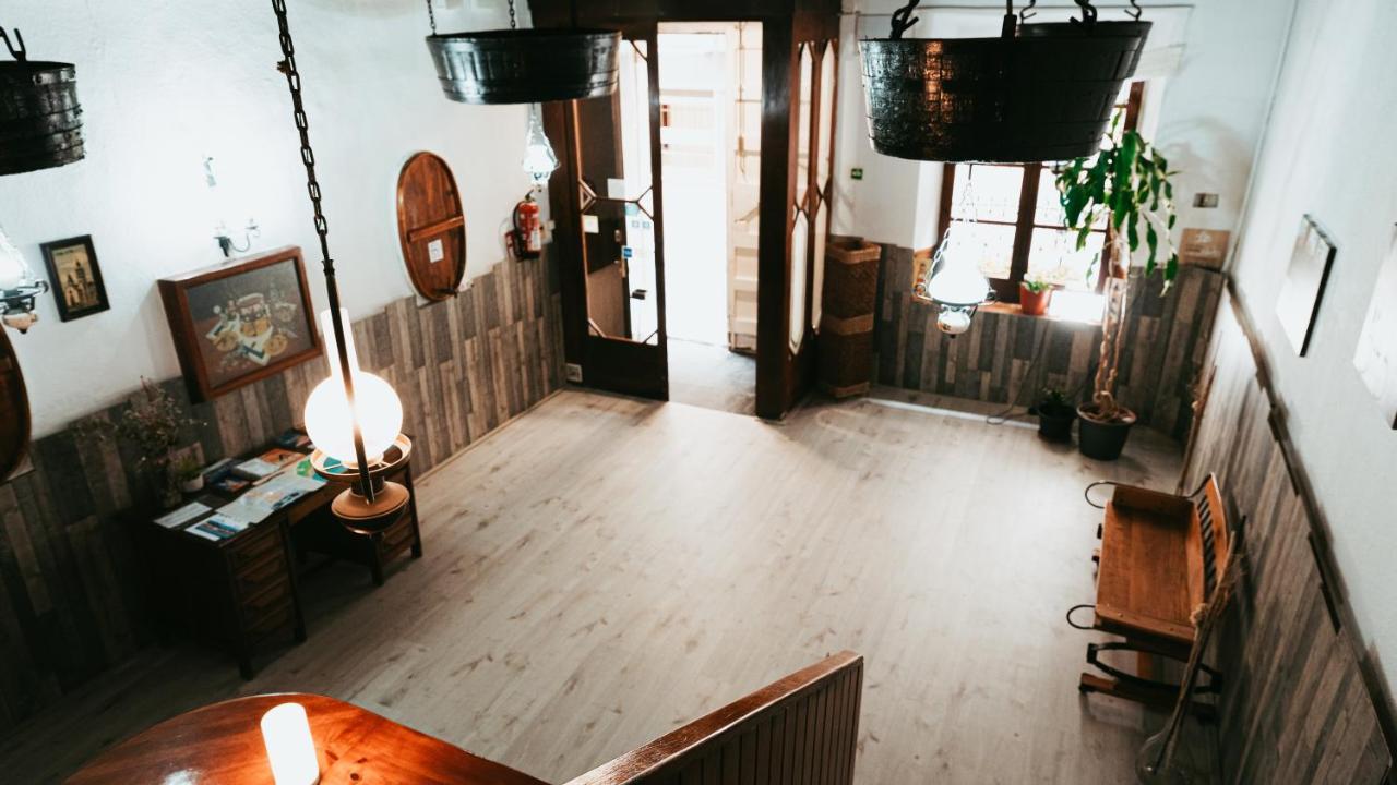 Hostal La Premsa Ареньс-де-Мар Экстерьер фото
